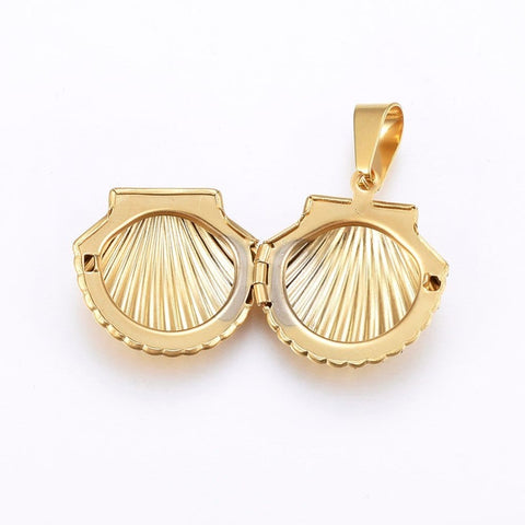BeadsBalzar Craft Store Ion Plated 316 Stainless Steel Locket Pendant Charm for photo, Scallop, Real 18k Gold Plated