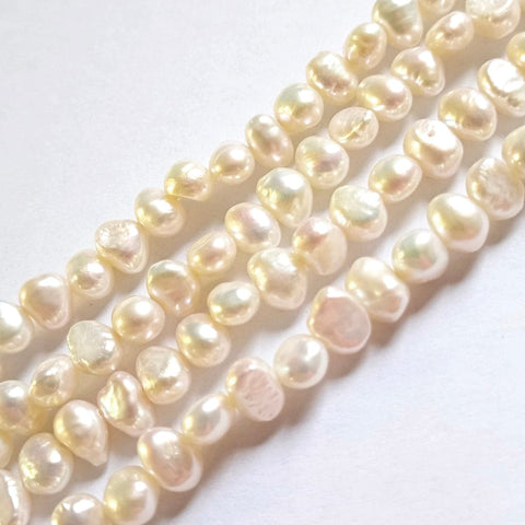 BeadsBalzar Craft Store Natural Freshwater Pearls 5-6mm Irregular Shape Pearls - hole 0.7mm