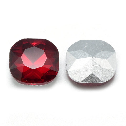 BeadsBalzar Craft Store RED / SQUARE (ROUNDED) 10x10x4.5mm Pointed Back Glass Rhinestone Cabochons, Faceted, Back Plated 10mm
