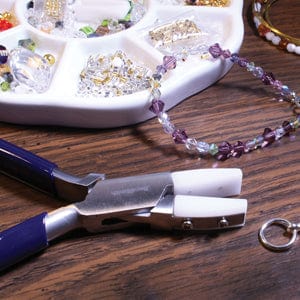 Beadsmith Flat Nose Pliers with Nylon Jaws, 140mm Beadsmith Flat Nose Pliers with Nylon Jaws, 140mm