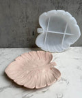 DIY Monstera Leaf Dish Tray Silicone Mold for UV Resin & Epoxy Resin – 160x154x19mm Monstera Leaf Silicone Mold for Resin Tray Making | BalzarCrafts