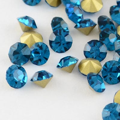 BLUE ZIRCON Grade A Glass Pointed Back Chaton Rhinestones, Back Plated, Diamond, about 4.0~4.2mm Grade A Glass Pointed Back Chaton Rhinestones, Back Plated, Diamond, about 4.0~4.2mm