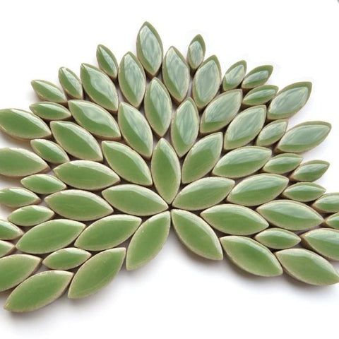 JADE Mini Petals High-Gloss Ceramic Mosaic Tiles – Mixed Sizes, 125g Mini Petals Ceramic Mosaic Tiles Mixed Sizes 125g