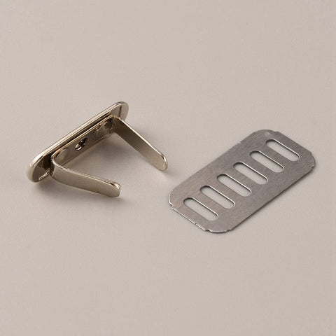 Zinc Alloy Bag Decorative Clasps – Oval Stamping Blank Tags with Iron Shim, Platinum Finish Zinc Alloy Bag Decorative Clasps – Oval Stamping Blank Tags with Iron Shim, Platinum Finish