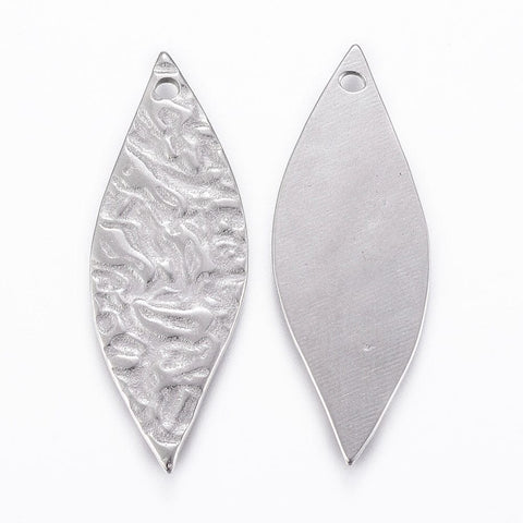 304 Stainless Steel Pendants, Horse Eye, Stainless Steel Color  35mm long, (4 PCS) 304 Stainless Steel Pendants, Horse Eye, Stainless Steel Color Size: about 35mm long, 12.5mm wide, 1mm thick, hole: 1.5mm.
