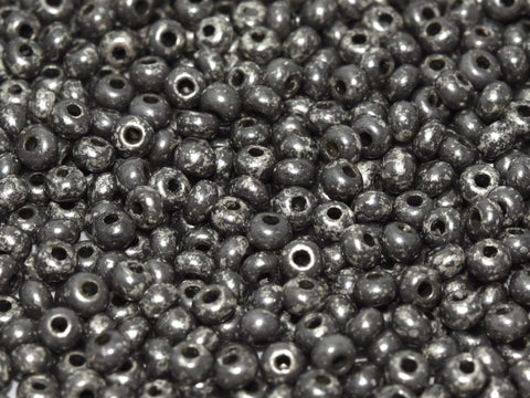 (CSB6-03050-18549) CZECH SEED BEADS 6-0 CHALK WHITE ANTIQUE CHROME (25 GMS) CZECH SEED BEADS 6/0 CHALK WHITE ANTIQUE CHROME