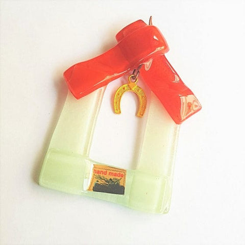 (HG-H1) HAND MADE GLASS ART HOUSE 10 CM X 8 CM (HG-H1) HAND MADE GLASS ART HOUSE 10 CM X 8 CM