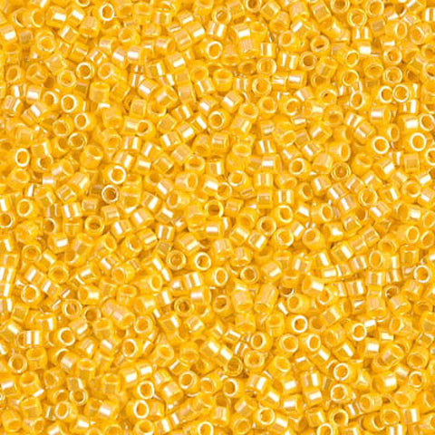 Miyuki Delica 11/0 Opaque Canary Luster DB1562 Miyuki Delica 11/0 Opaque Canary Luster DB1562