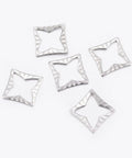 (SL5480) 304 Stainless Steel Linking Rings, Square with Flower, 13MM 304 Stainless Steel Linking Rings, Square with Flower, 304 Stainless Steel Color Size: about 13mm wide, 13mm long, 0.5mm thick; inner diameter: 10x10mm.