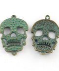 (SP5700) Zinc Alloy Links Skull, Antique Bronze & Green Patina Size: about 34mm Zinc Alloy Links, Lead Free & Nickel Free, Skull, Antique Bronze & Green Patina Size: about 34mm long, 22mm wide, 2mm thick, hole: 1.5mm.