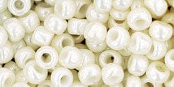 TOHO Round 6/0 : Opaque-Lustered Navajo White (25 GMS) TOHO Round 6/0 : Opaque-Lustered Navajo White (25 GMS)