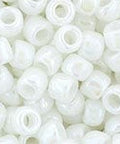 (TR-06-401) TOHO - Round 6/0 : Opaque-Rainbow White (25 GMS) (TR-06-401) TOHO - Round 6/0 : Opaque-Rainbow White (25 GMS)